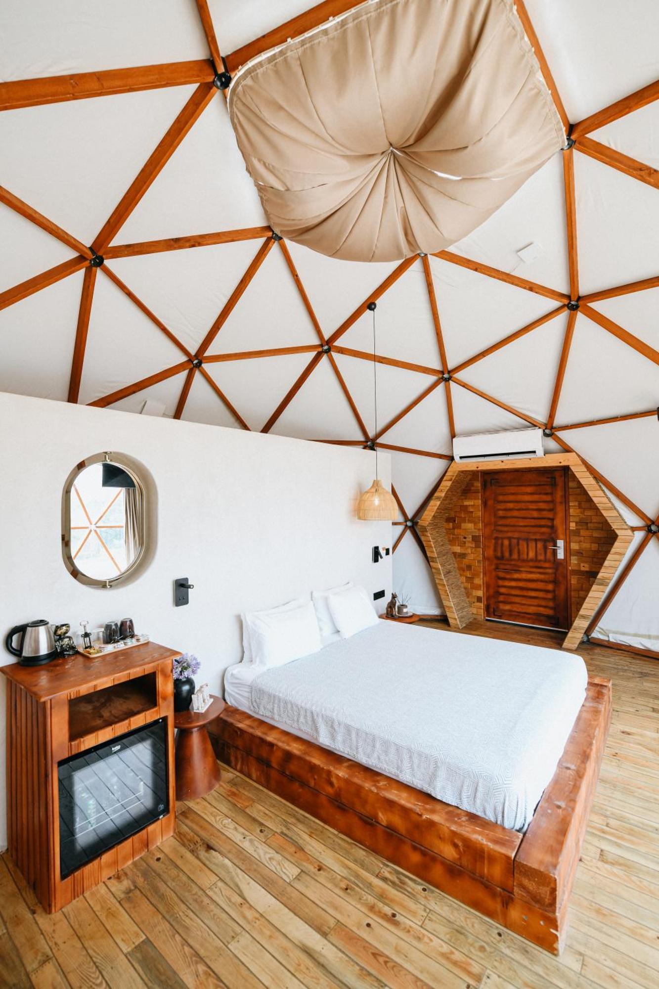 Mandalin Glamping Hotel Селчук Екстериор снимка